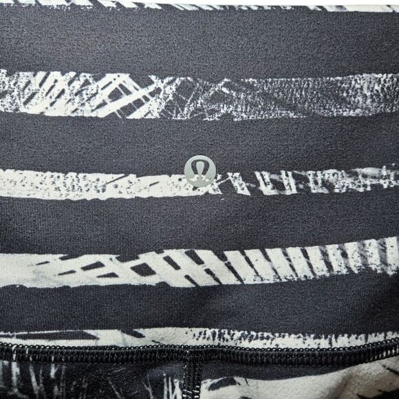 Lululemon Wunder Under Pant - Shady Palms Black White - Picture 5 of 9